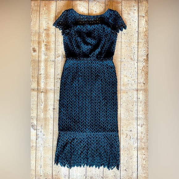 Kay Unger Tatum Black Lace Midi Dress 2 - Picture 6 of 9